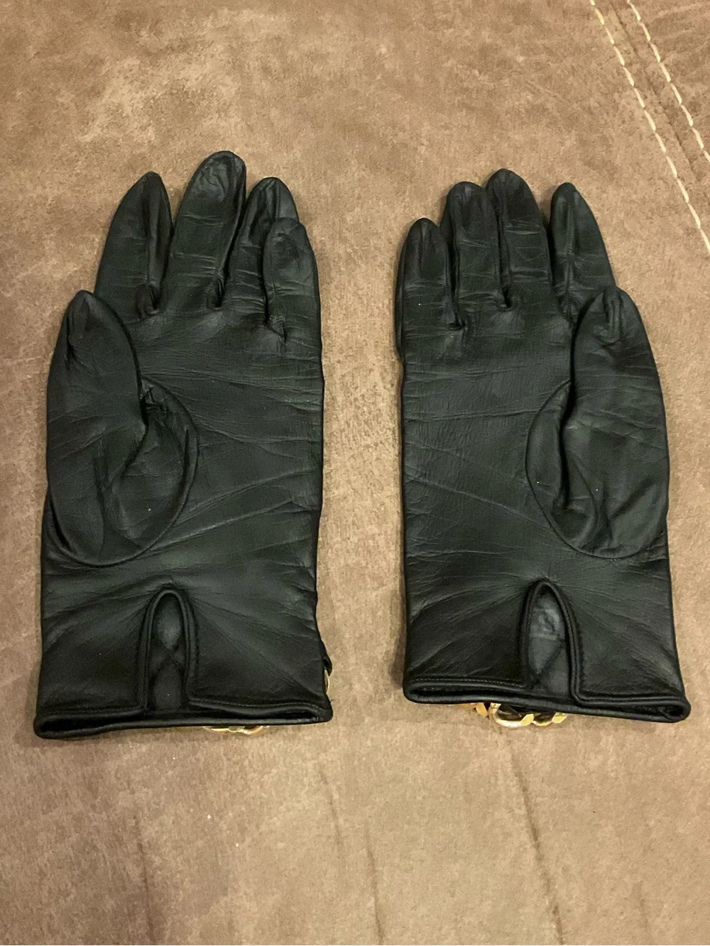 Neiman Marcus Black Quilted Leather Gloves